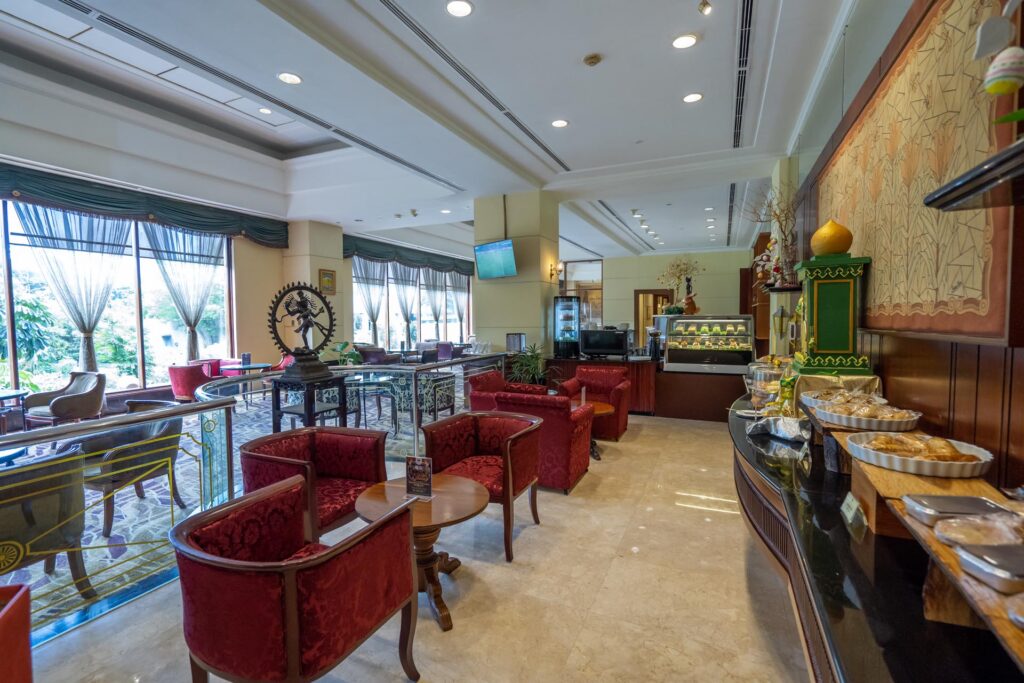 Lagoon lounge at the sultan hotel & residence jakarta